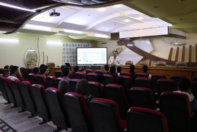 إعلام العراقية تنظم محاضرة علمية حول مضار التدخين وطرق مكافحته
