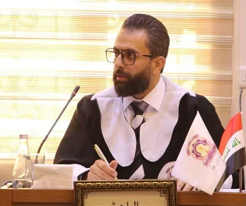 أطروحة دكتوراه في آداب العراقية تناقش جهود الدكتور نجيب محمد البهبيتي في دراسة الأدب العربي ( دراسة في نقد النقد)